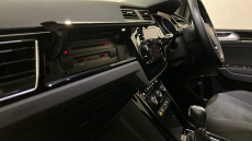 Volkswagen Touran 1.5 TSI EVO SEL 5dr DSG Petrol Estate